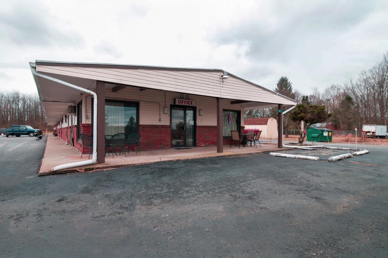 Oyo Hotel Dalton Pa I-81 Craig Екстериор снимка